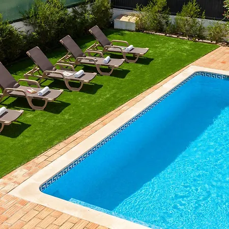 Bellegarde - Com Piscina Aquecivel E Bbq Em Villa Albufeira